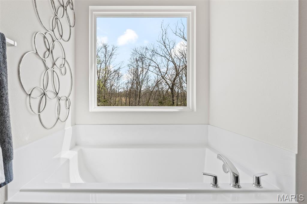 Twin Pines - Residential