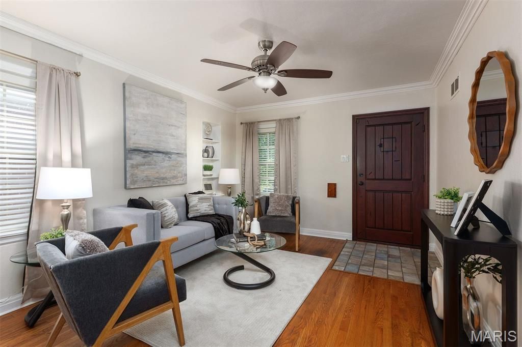 Photo of 5251 Pernod Avenue, St Louis, MO 63139 (MLS # 26022813)