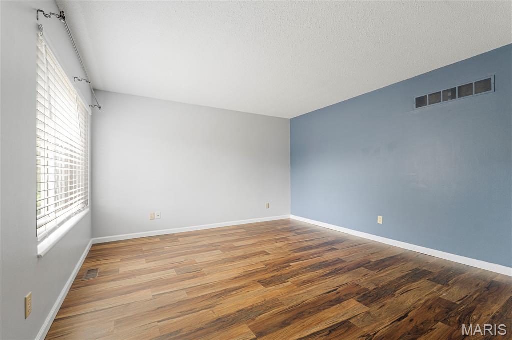 St Charles, Missouri 63303, United States, 2 Bedrooms Bedrooms, ,3 BathroomsBathrooms,Residential,Active,161571