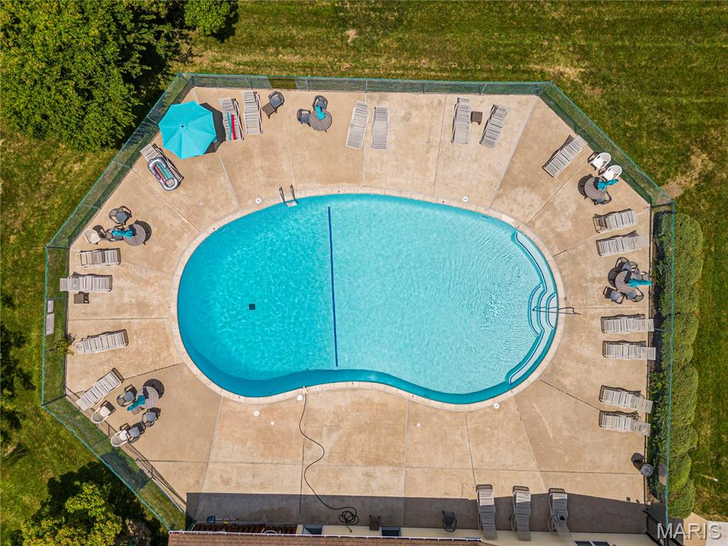 St Charles, Missouri 63303, United States, 2 Bedrooms Bedrooms, ,3 BathroomsBathrooms,Residential,Active,161571