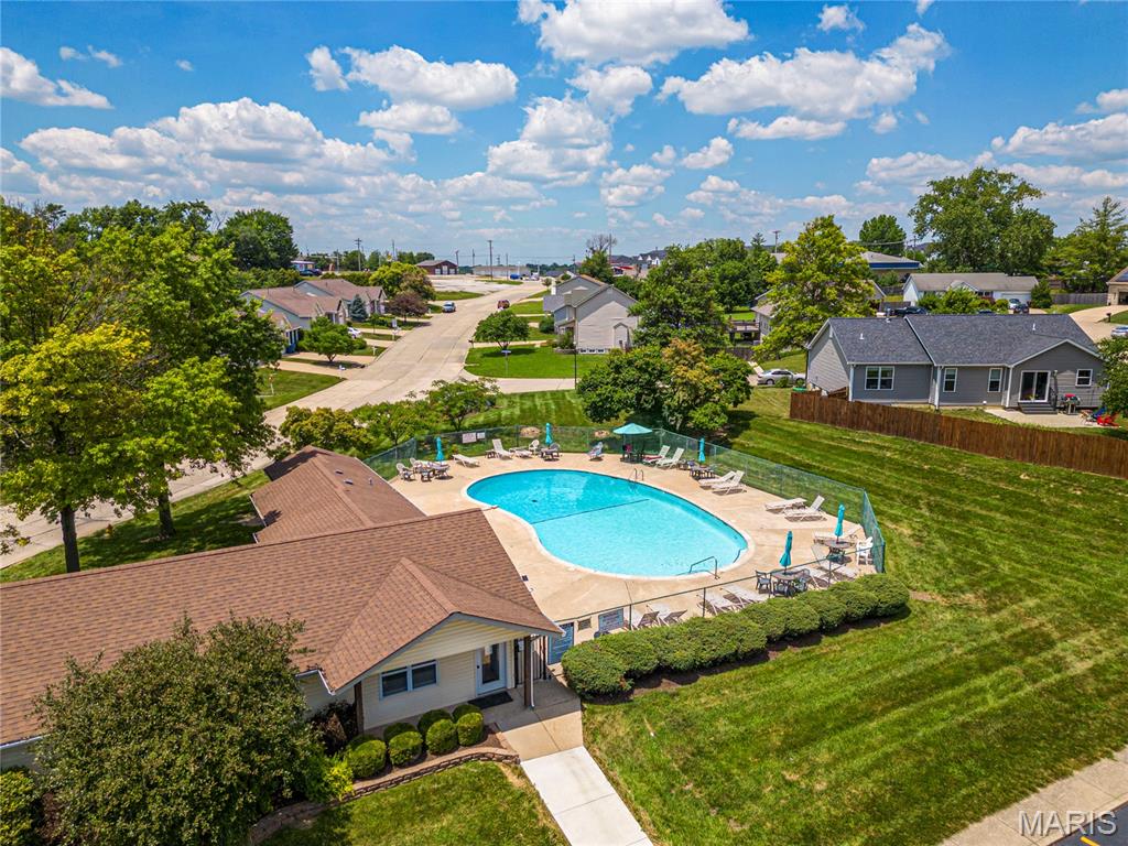 St Charles, Missouri 63303, United States, 2 Bedrooms Bedrooms, ,3 BathroomsBathrooms,Residential,Active,161571