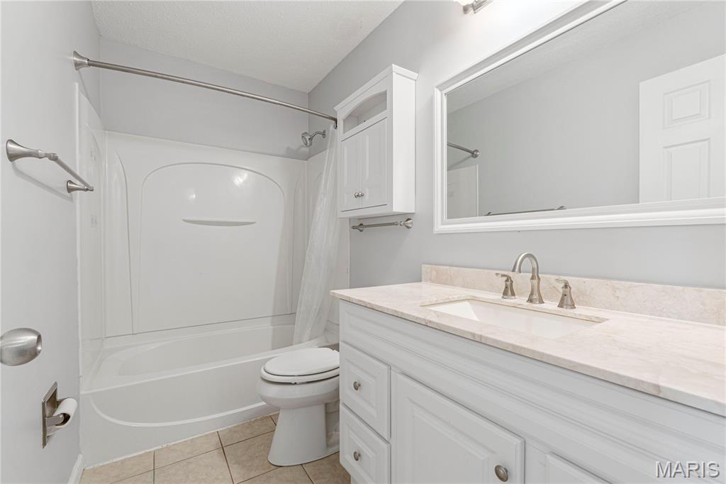 St Charles, Missouri 63303, United States, 2 Bedrooms Bedrooms, ,3 BathroomsBathrooms,Residential,Active,161571