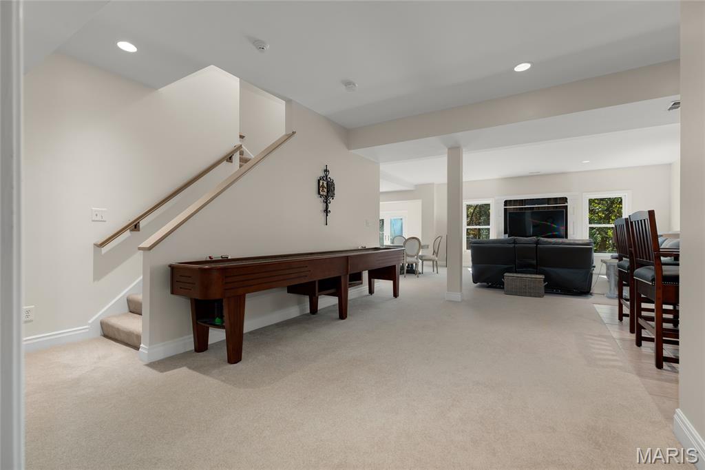 St James Place - Residential