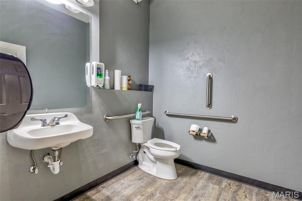 Lots B Showplace Sub - Commercial Sale