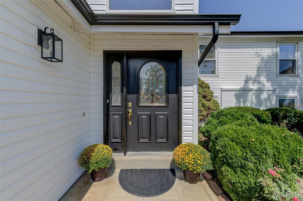 307 Twistedoak Court