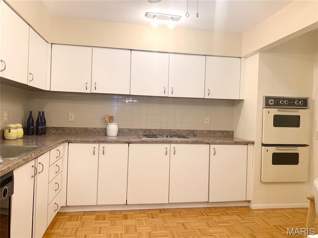 Coeur De Royale Condo - Residential