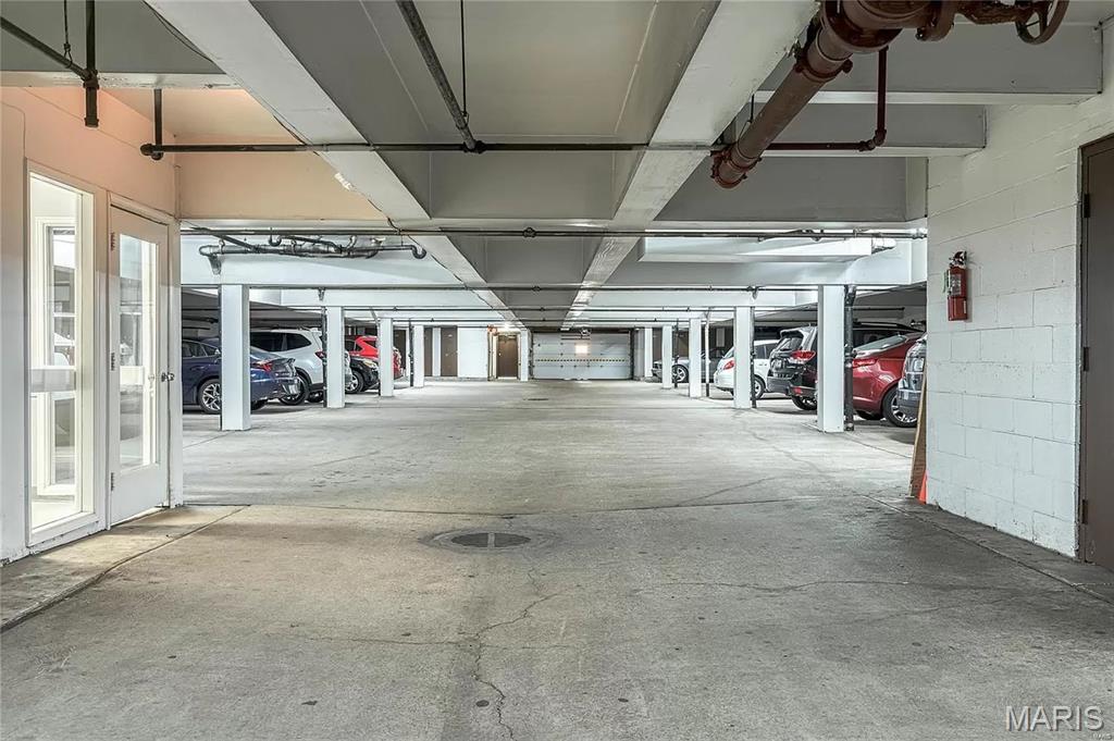 Coeur De Royale Condo - Residential