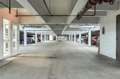 Tiny photo for 514 Coeur De Royale Drive #404, Creve Coeur, MO 63141 (MLS # 26019156)