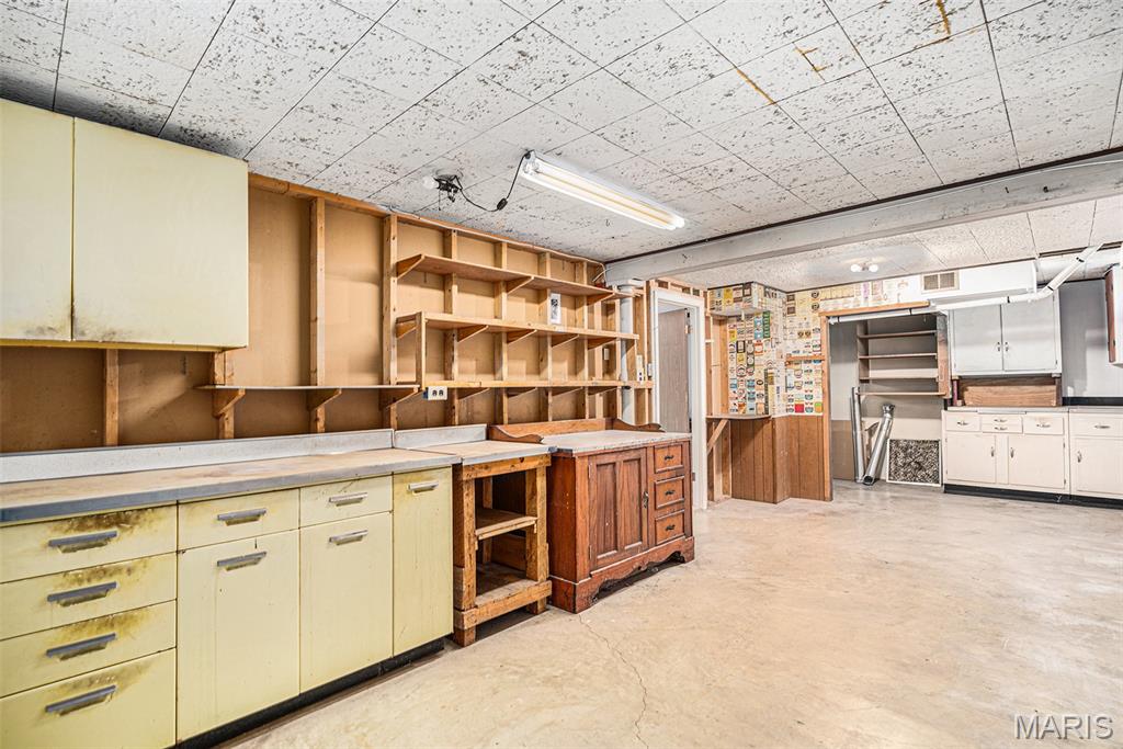 St Louis, Missouri 63125, United States, 3 Bedrooms Bedrooms, ,2 BathroomsBathrooms,Residential,Coming Soon,221829