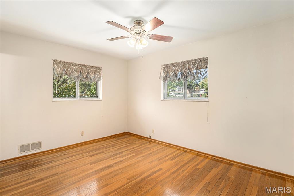 St Louis, Missouri 63125, United States, 3 Bedrooms Bedrooms, ,2 BathroomsBathrooms,Residential,Coming Soon,221829