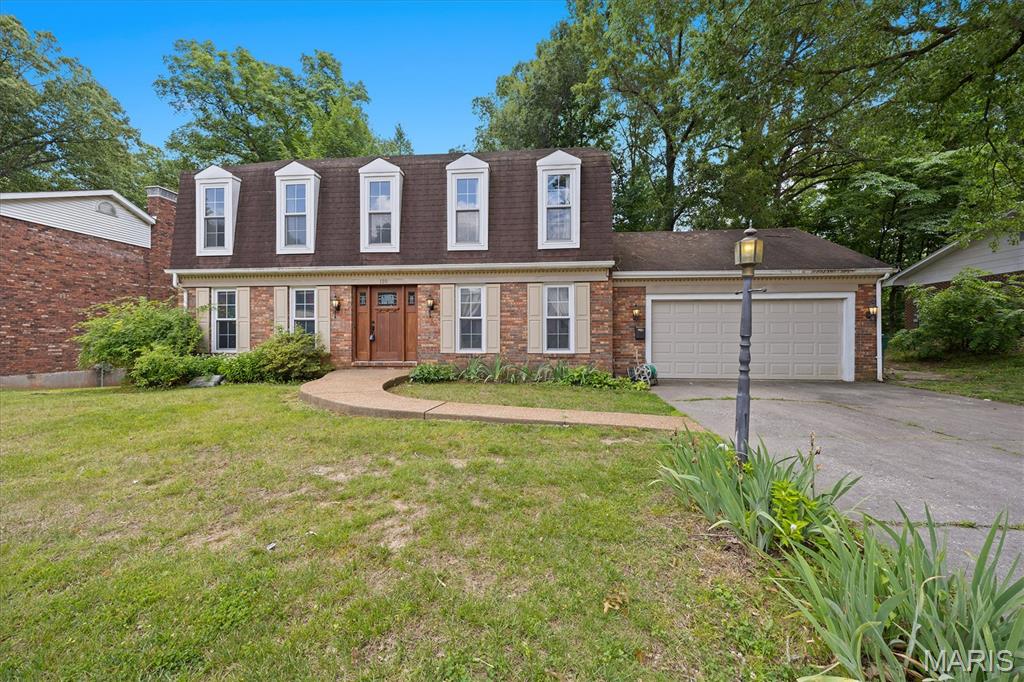 Photo 1 of 49 — 120 Fox Creek Road, Belleville, IL 62223