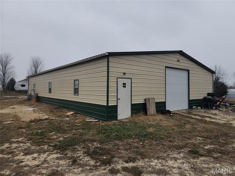 23235 Dalton Road Warrenton MO 63383