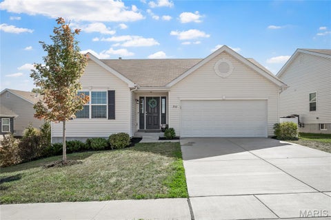 Photo of 302 Creek Sound Court, Wentzville, MO 63385 (MLS # 26065362)