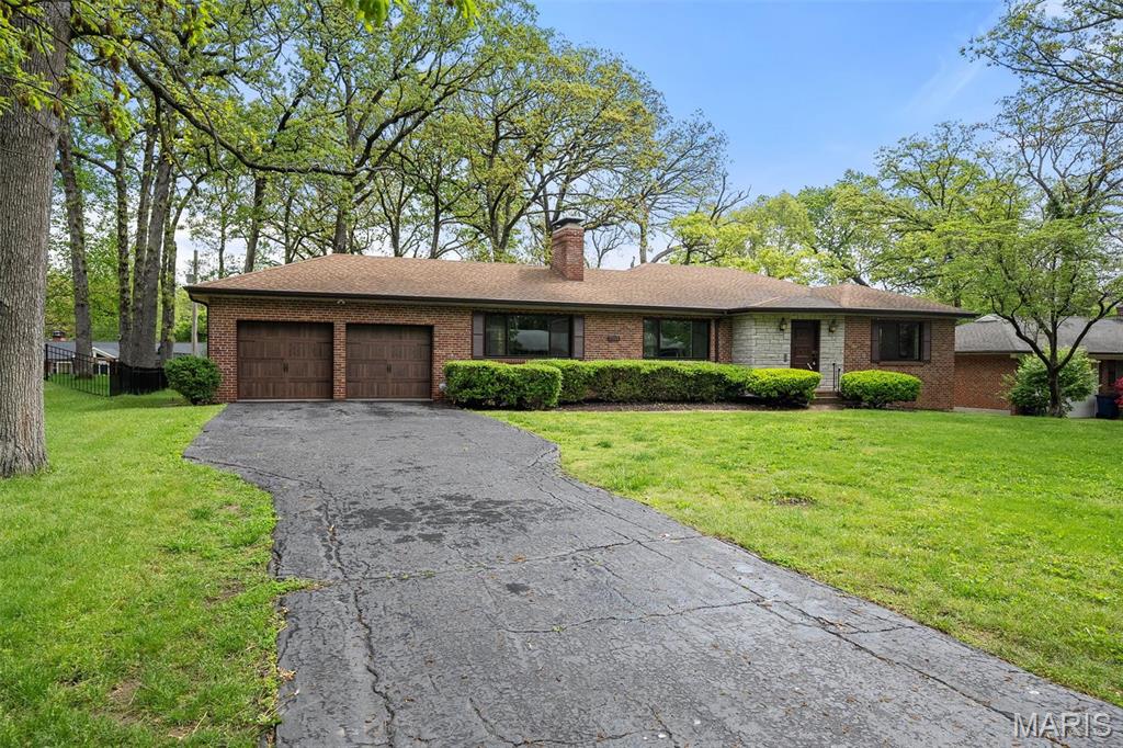 St Louis, Missouri 63123, United States, 2 Bedrooms Bedrooms, ,1 BathroomBathrooms,Residential,Pending,124635