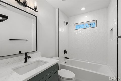 Tiny photo for 112 Oakwood Avenue, Webster Groves, MO 63119 (MLS # 26012716)