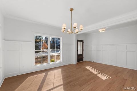 Tiny photo for 112 Oakwood Avenue, Webster Groves, MO 63119 (MLS # 26012716)