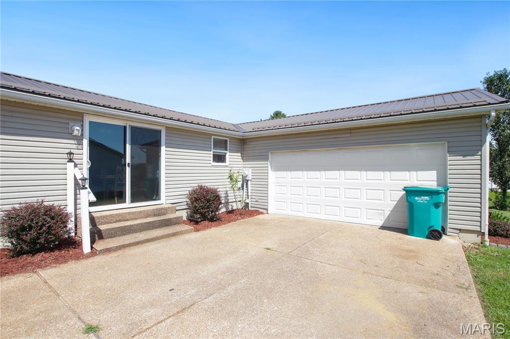 131 E Springfield Avenue