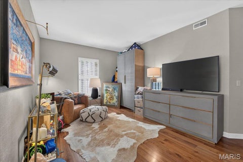 Tiny photo for 210 N Taylor Avenue #B, Kirkwood, MO 63122 (MLS # 26066487)