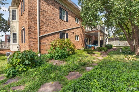 Tiny photo for 210 N Taylor Avenue #B, Kirkwood, MO 63122 (MLS # 26066487)