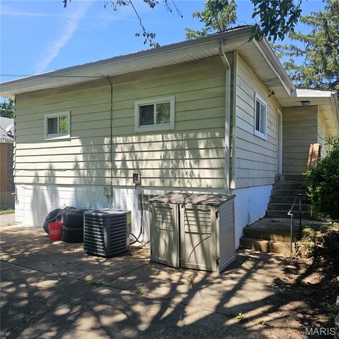 Tiny photo for 7530 Trenton Avenue, University City, MO 63130 (MLS # 26030434)
