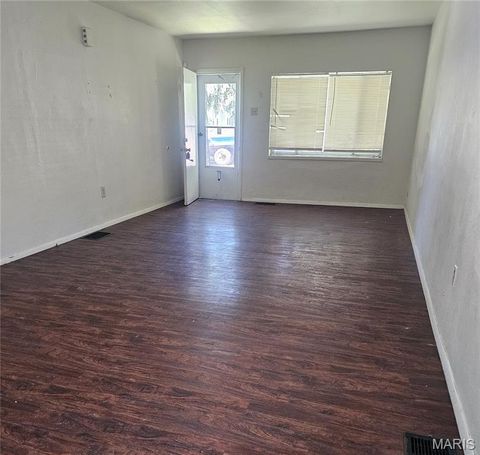 Tiny photo for 7530 Trenton Avenue, University City, MO 63130 (MLS # 26030434)