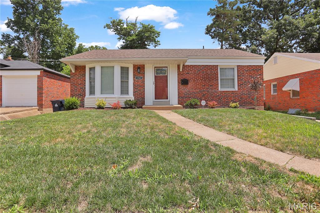 Photo 1 of 29 — 1542 N Hanley Road, University City, MO 63130