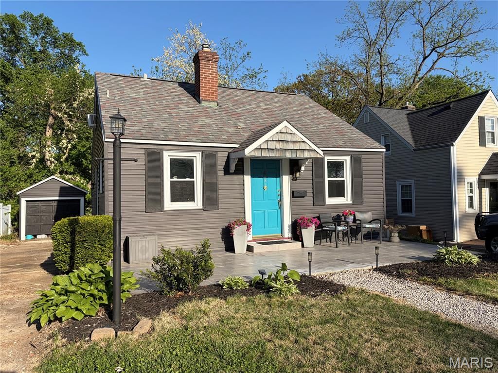 Photo of 2642 Salem Road, Brentwood, MO 63144 (MLS # 26023733)