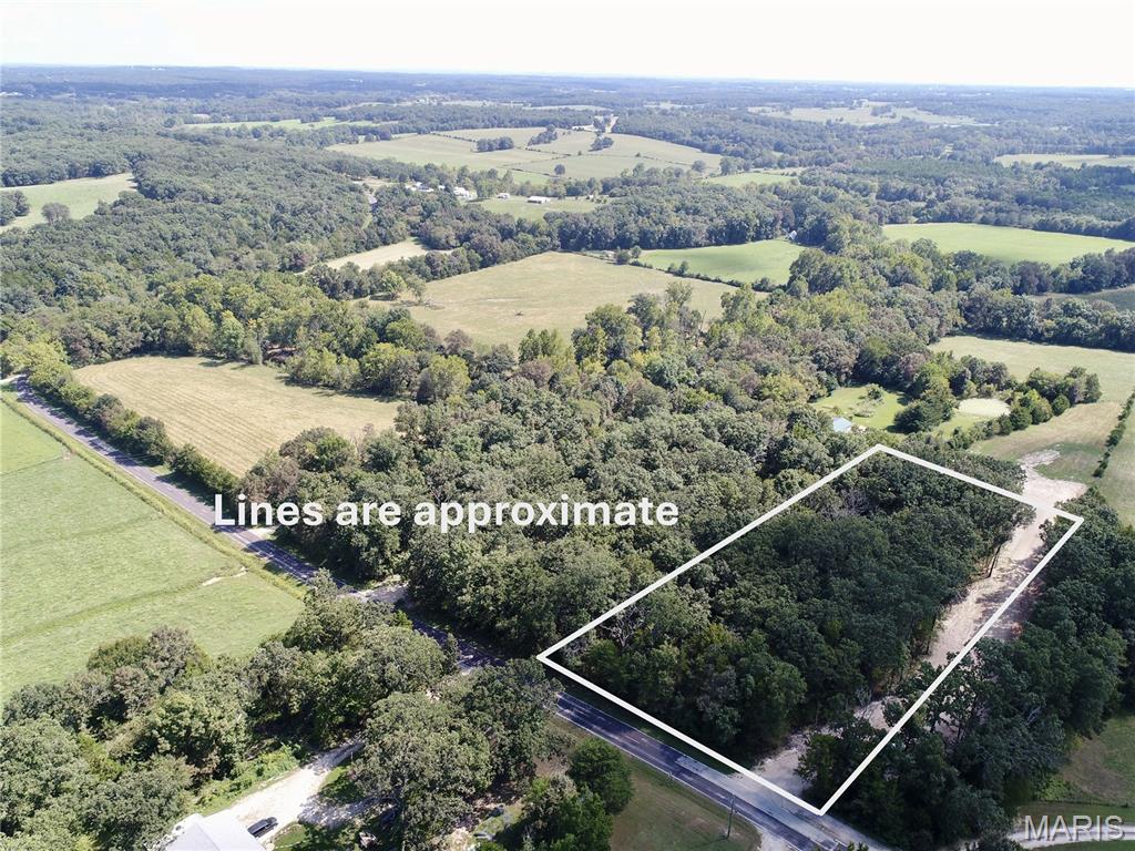 Photo of 1 Seminary Road, Sullivan, MO 63080 (MLS # 26057022)