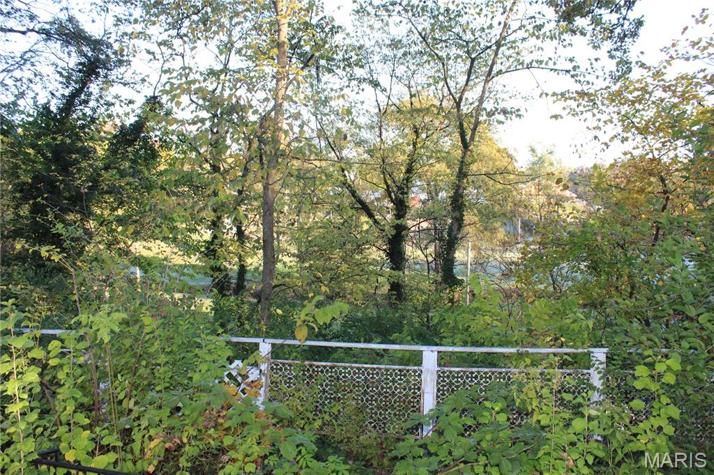 2115 Hill Crest Drive