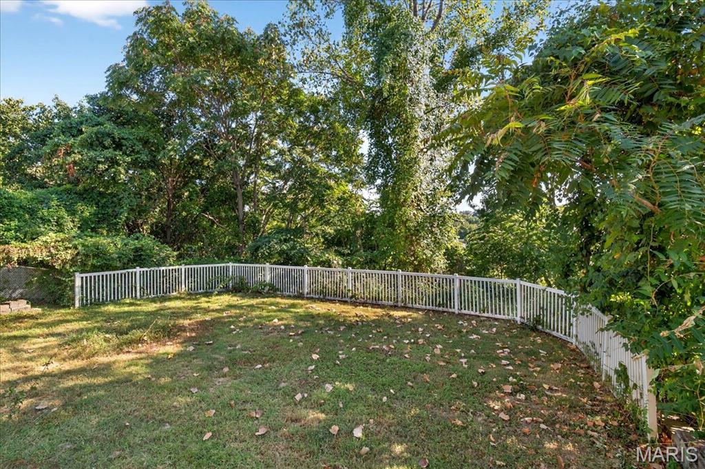 Arnold, Missouri 63010, United States, 4 Bedrooms Bedrooms, ,4 BathroomsBathrooms,Residential,Pending,201043