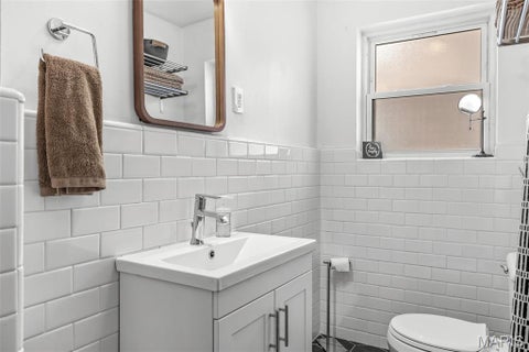 Tiny photo for 7225 Amherst Avenue, University City, MO 63130 (MLS # 26055103)
