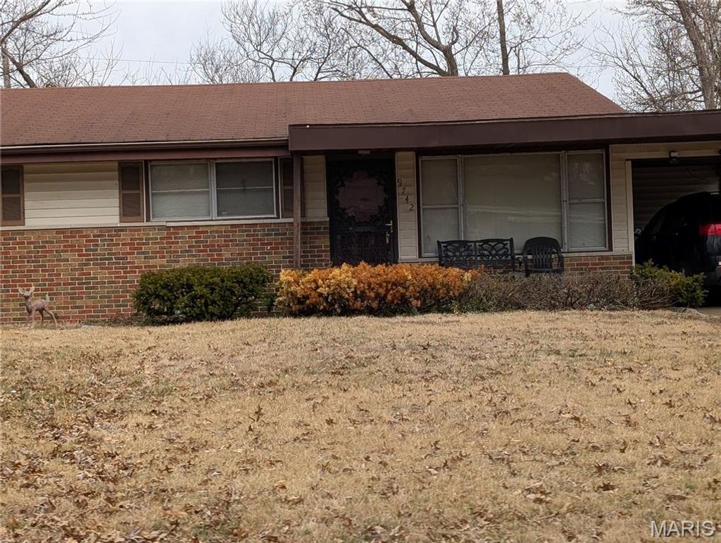 Photo of 9742 Wendell Drive, St Louis, MO 63136 (MLS # 26013294)