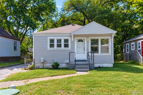Photo of 609 Belmont Place, St Louis, MO 63135 (MLS # 26060989)