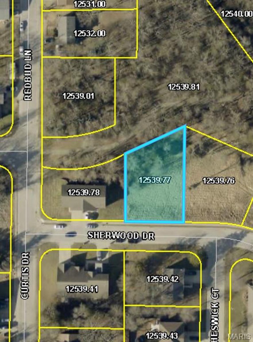 3 nice residential lots in an established neighborhood.  Information above is for Lot 26.
Lot 27 is 0.38 acre.  Tax ID is 71-10-3.2-07-031-006-028.076  Taxes for 2024 are $194.
Lot 28 is 0.32 acre.  Tax ID is 71-10-3.2-07-031-006-028.077  Taxes for 2024 are $194.
Lot 26 is priced at $25,900.  Lot 27 is priced at $25,900.  Lot 28 is priced at $21,900.