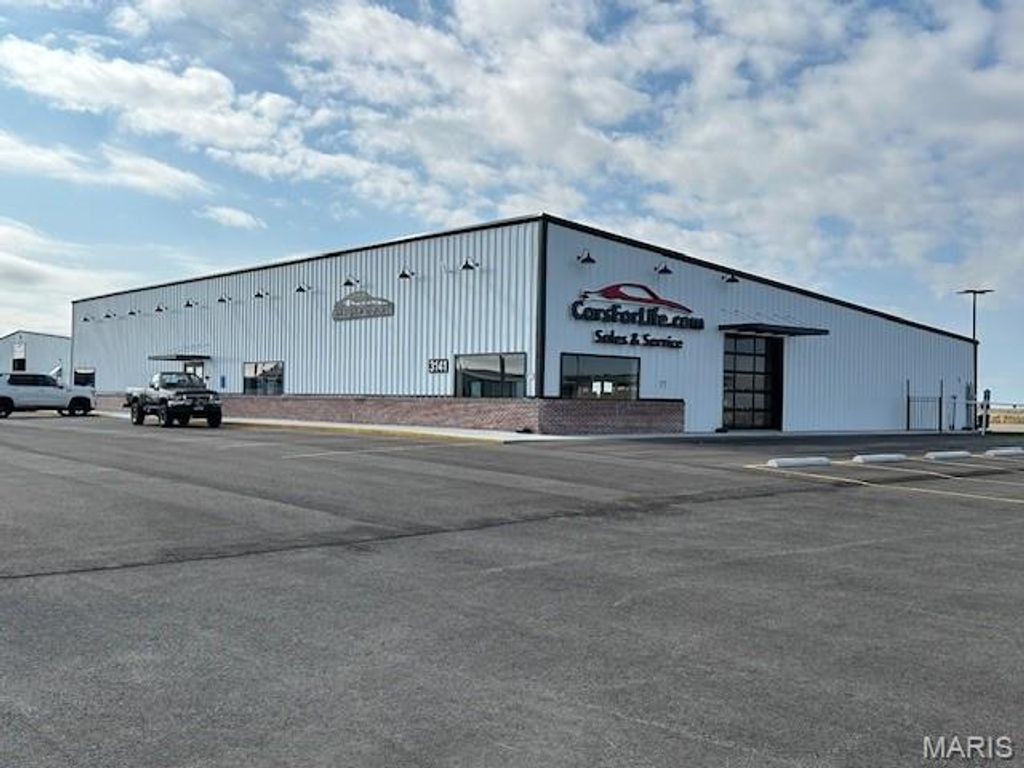 Photo of 3141 E Outer Road, Scott City, MO 63780 (MLS # 26013987)