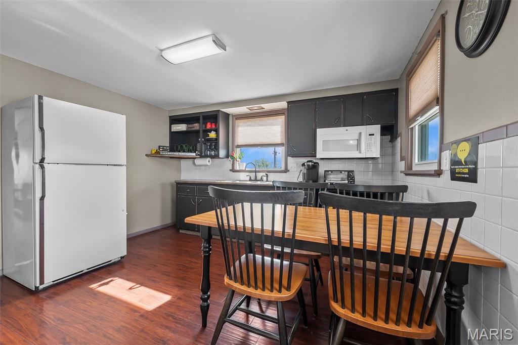 none - Commercial Sale