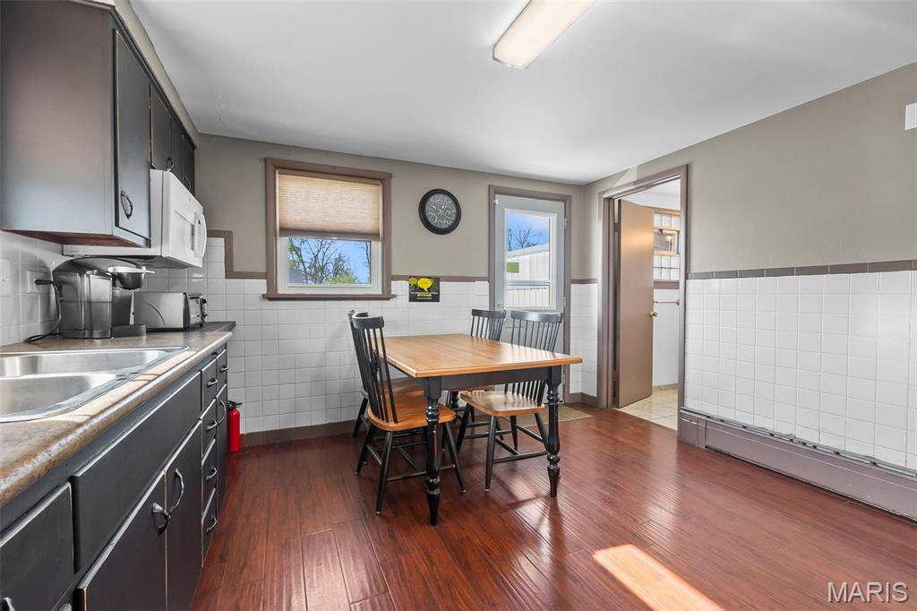 none - Commercial Sale