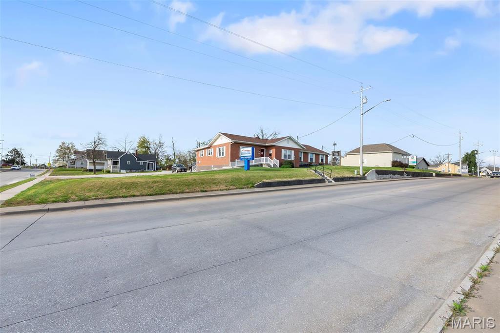 none - Commercial Sale