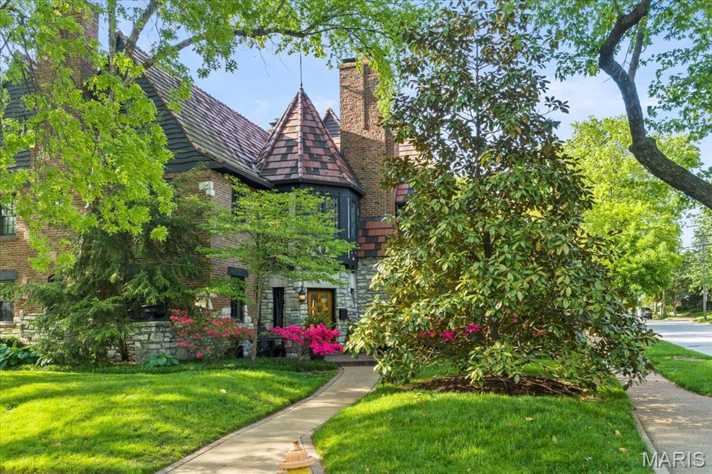 Cromridge Condo - Residential