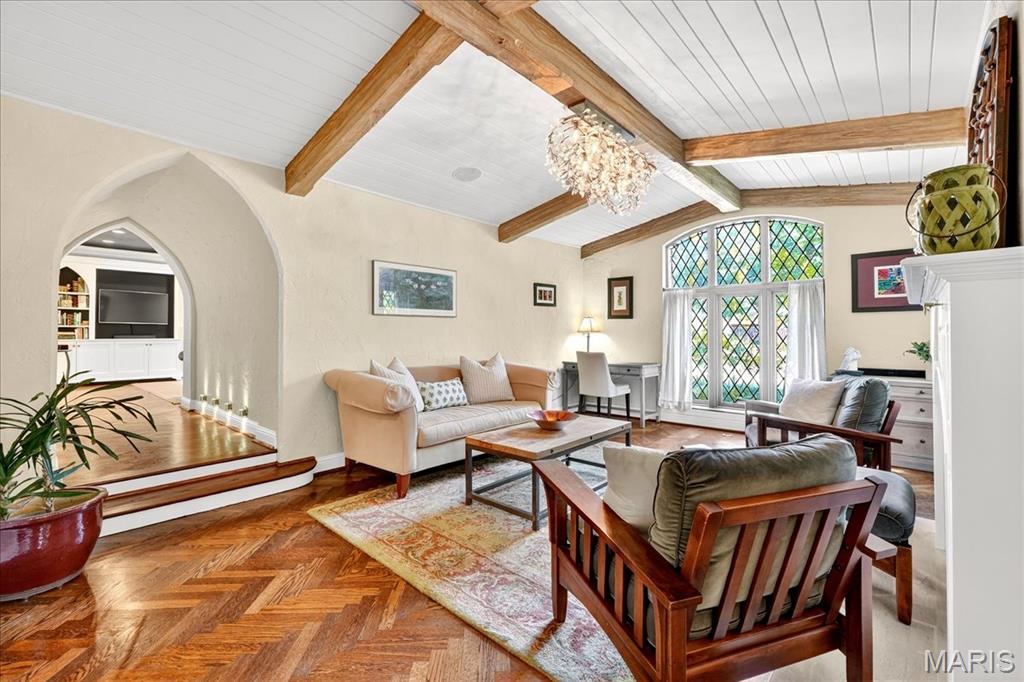 Cromridge Condo - Residential