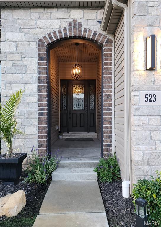 523 Long Creek Drive