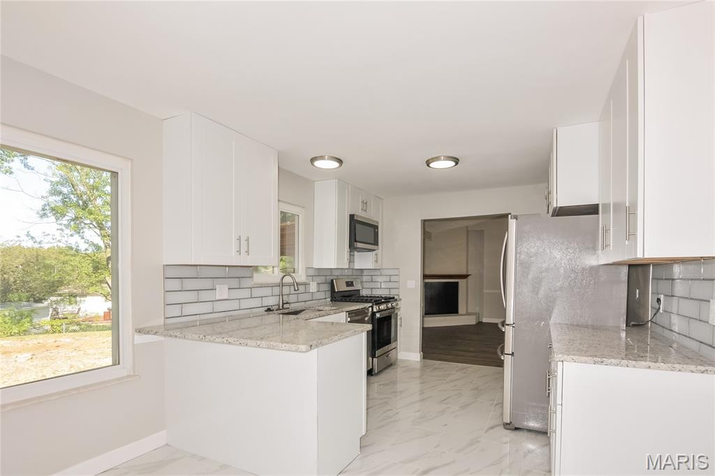 998 Tree Trails Lane