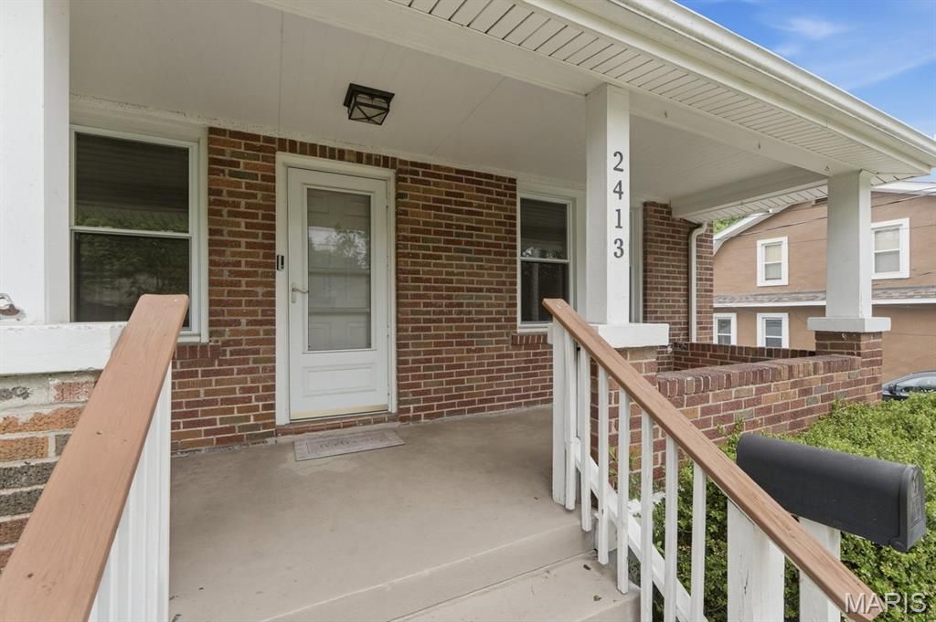 Photo of 2413 Leslie Avenue, Overland, MO 63114 (MLS # 26026741)