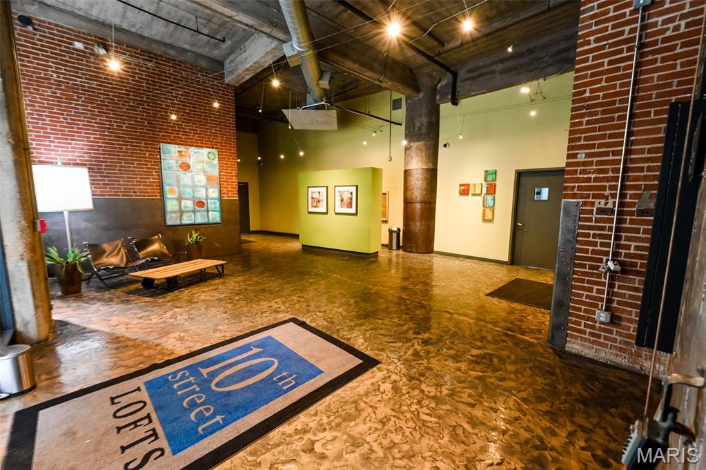 1010 Saint Charles Street 1002