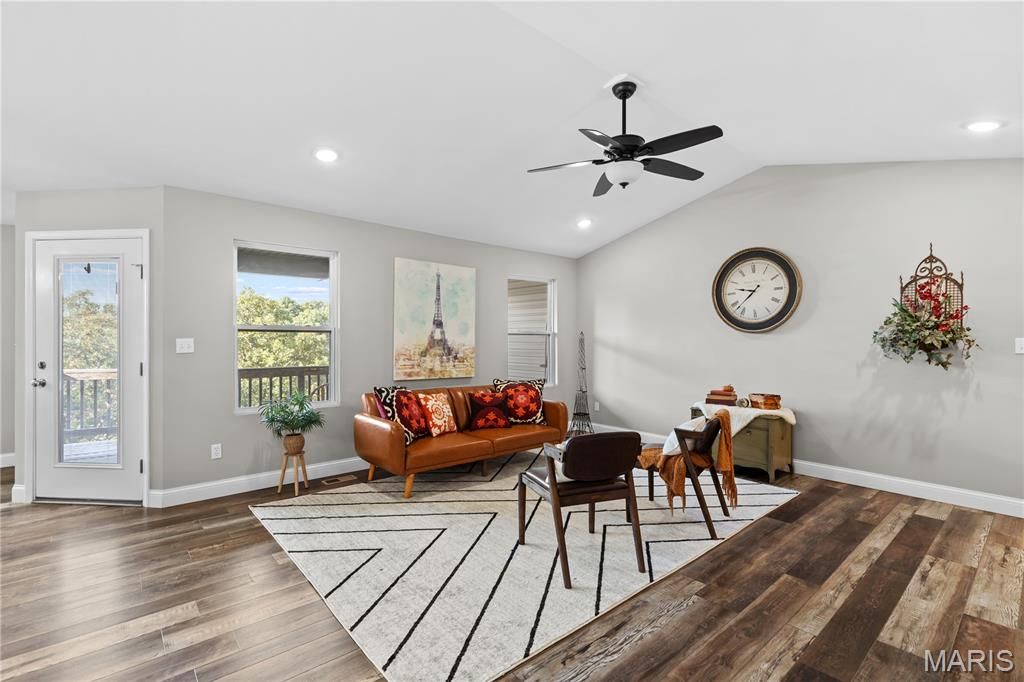 Photo of 9841 Ridgecrest Drive, Hillsboro, MO 63050 (MLS # 26027239)