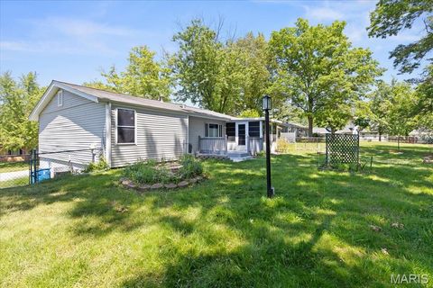 Tiny photo for 738 Village Wood Court, Ballwin, MO 63021 (MLS # 26027127)