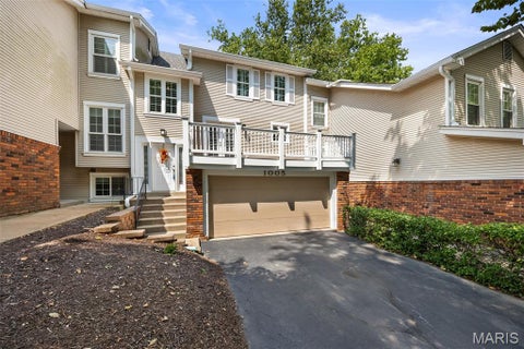 Photo of 1005 Nobleman Drive, Creve Coeur, MO 63146 (MLS # 26049481)