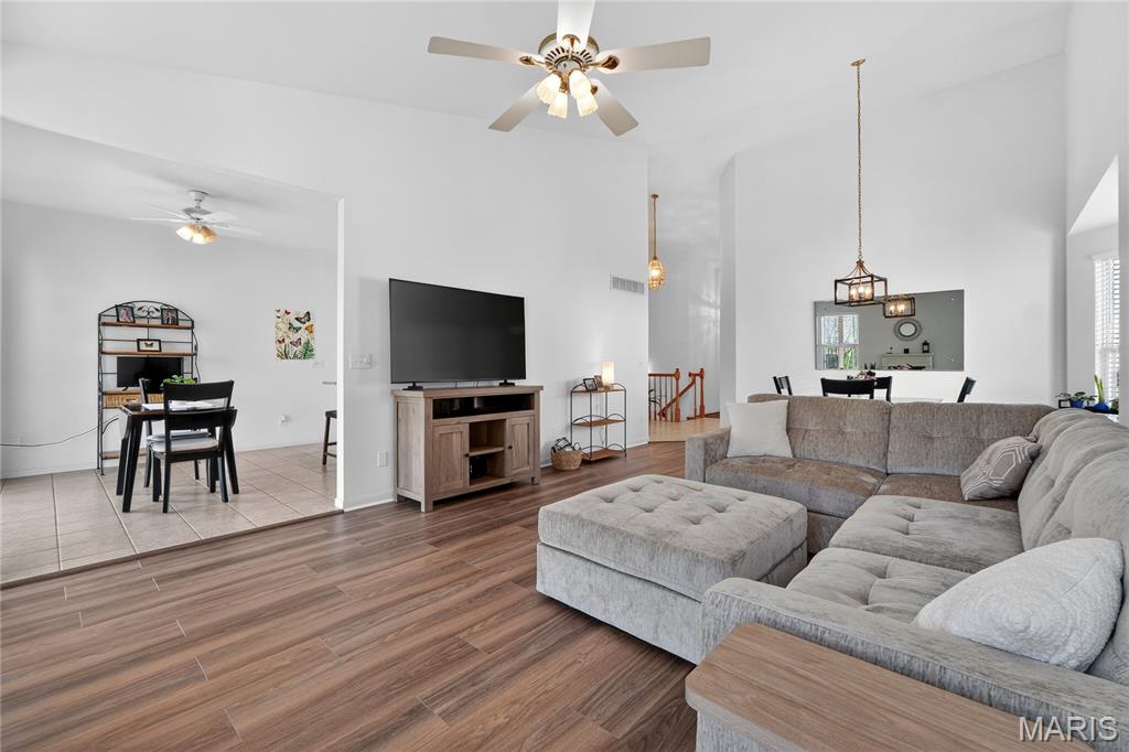 Turtle Creek Villas Road Ded & Esmt - Residential