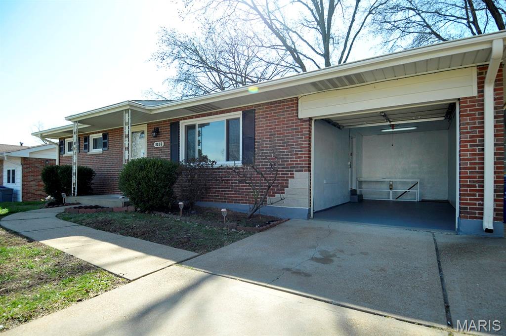 Saxon Manor 1 - Residential