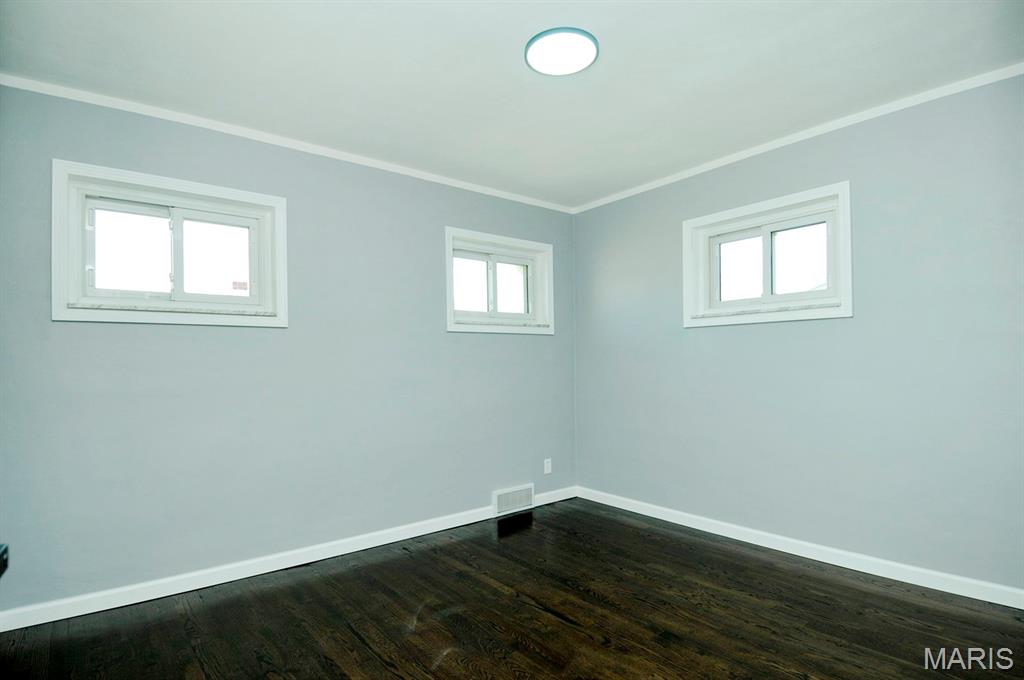 Saxon Manor 1 - Residential